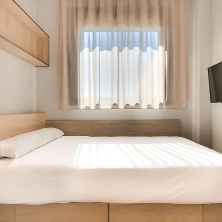 Maison d'hôtes Livensa Living Feria Málaga