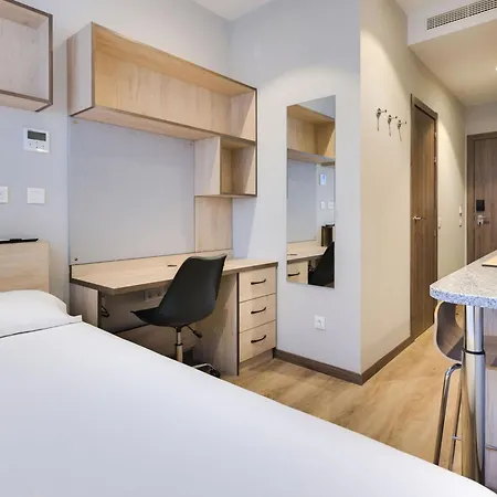 Hostel Livensa Living Feria *