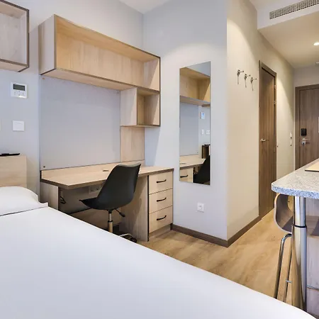 Livensa Living Feria Maison d'hôtes *