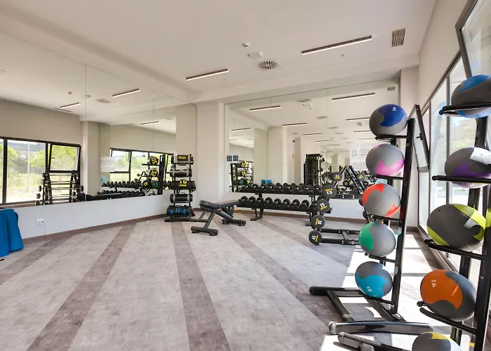 בית הארחה Livensa Living Feria מאלגה