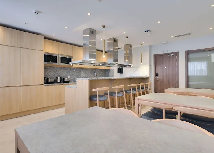 Livensa Living Feria * מאלגה